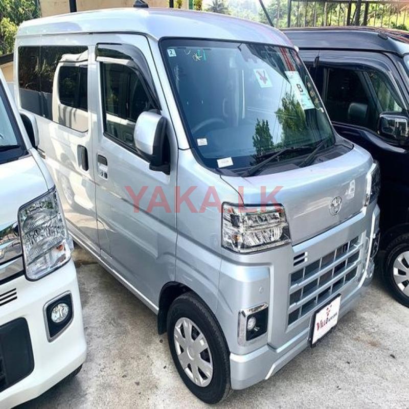 Toyota Pixis 2023