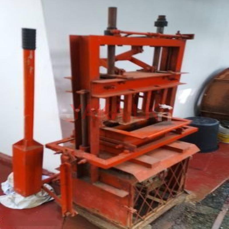 Block Gal Machine