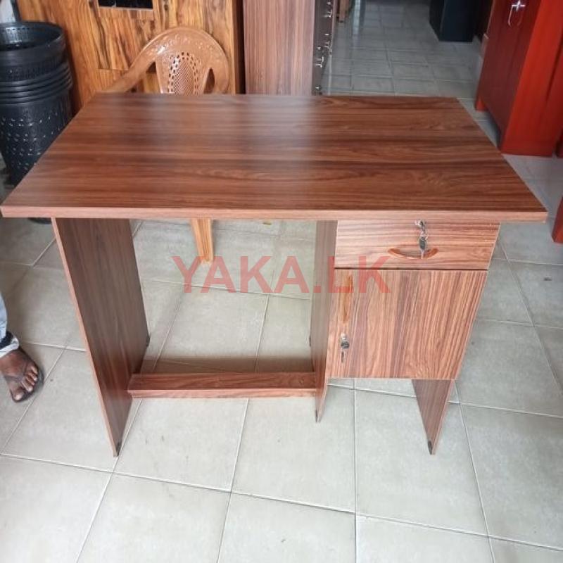 Melamine Writing Table with Cupboard 004