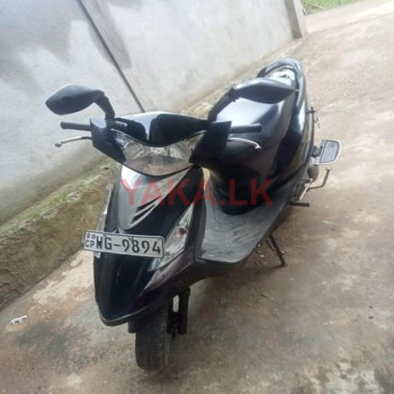 TVS Streak 2012