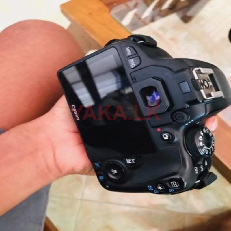 Canon 100D