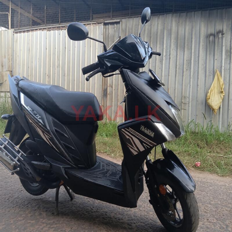 Yamaha RayZR 2019