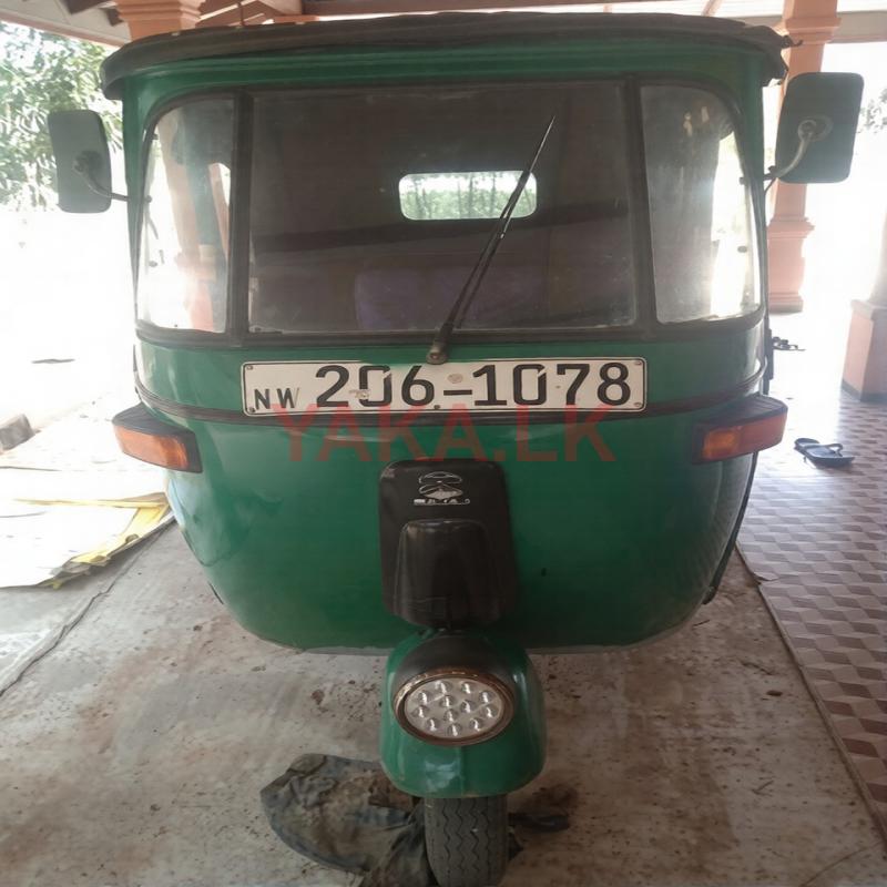 Bajaj RE 1999