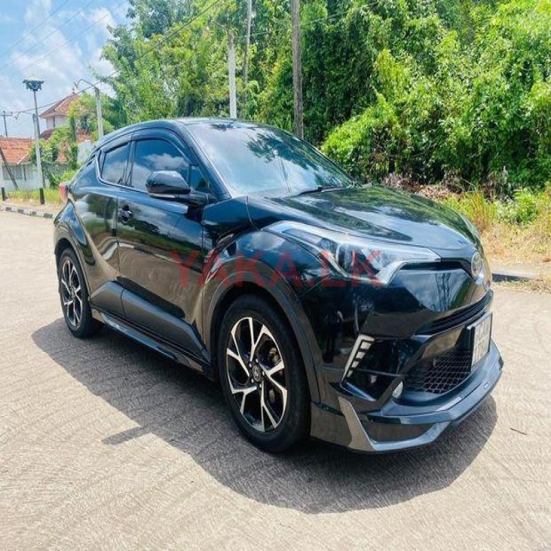 Rent A Car-Toyota CH-R