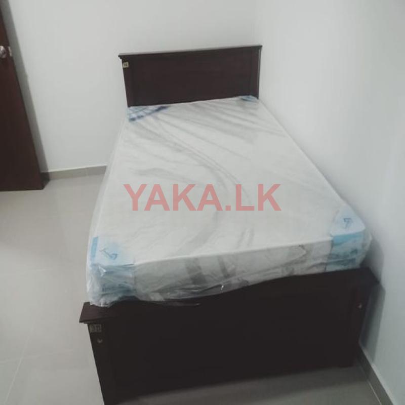 6 by 5 box bed with arpico spring mattress (E-14)