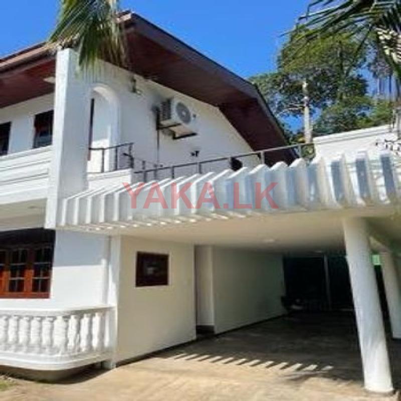 Boralesgamuwa Prime Location Luxury House For Rent