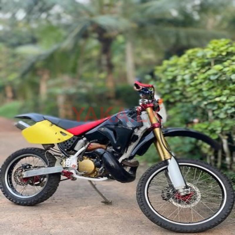 Honda CRM 1995