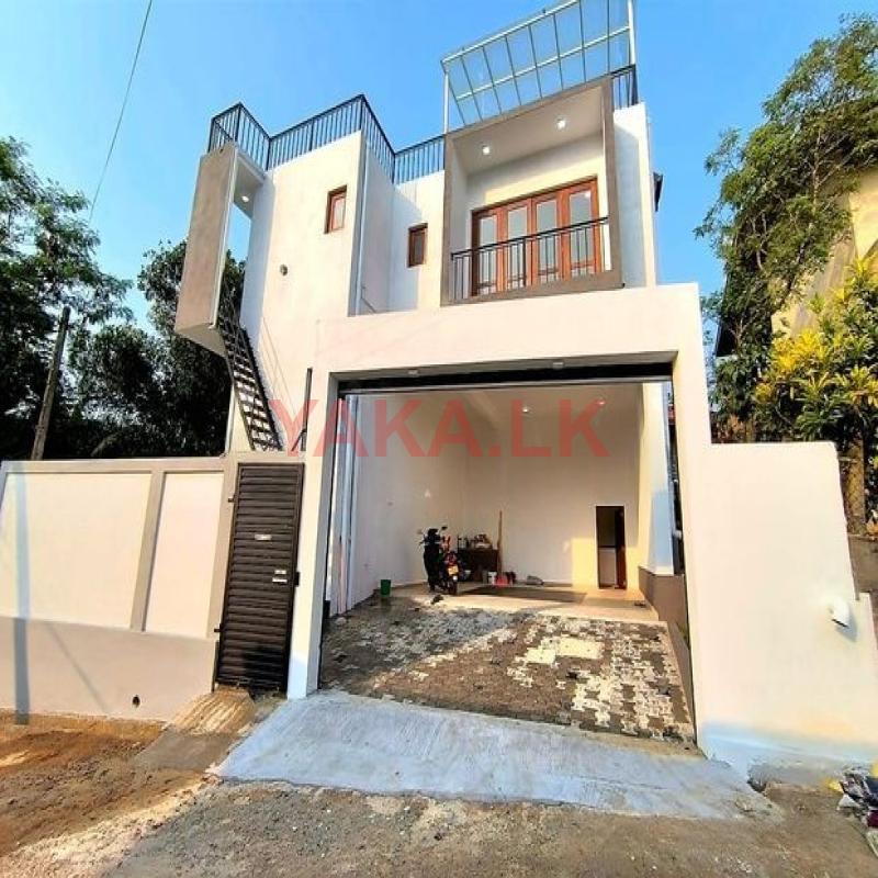 Modern House for Sale in Thalawathugoda