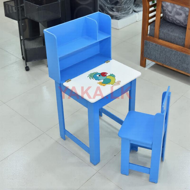 Modern Nursery Kid Desk and Chair