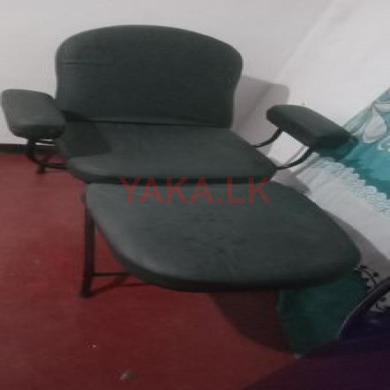 Saloon Tattoo Bed