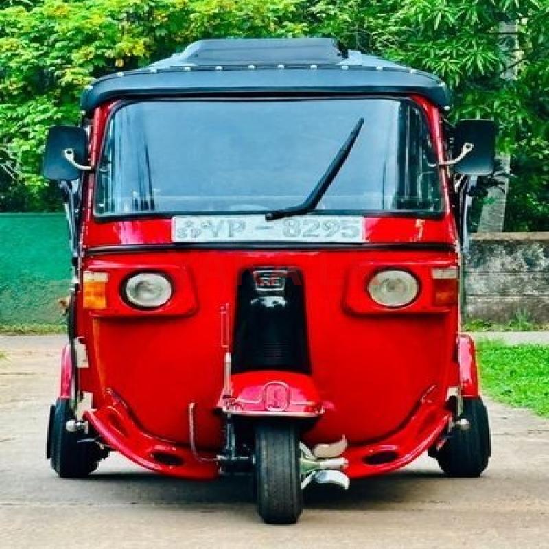 Bajaj RE three will 2011