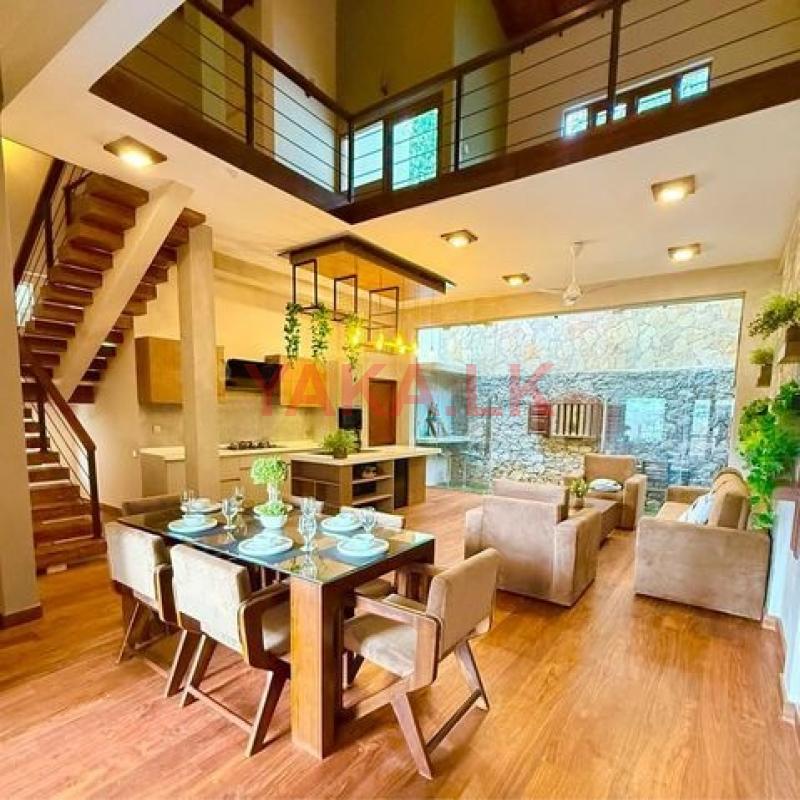 B/New Super Luxury Fully A/C House For Sale In Thalawathugoda