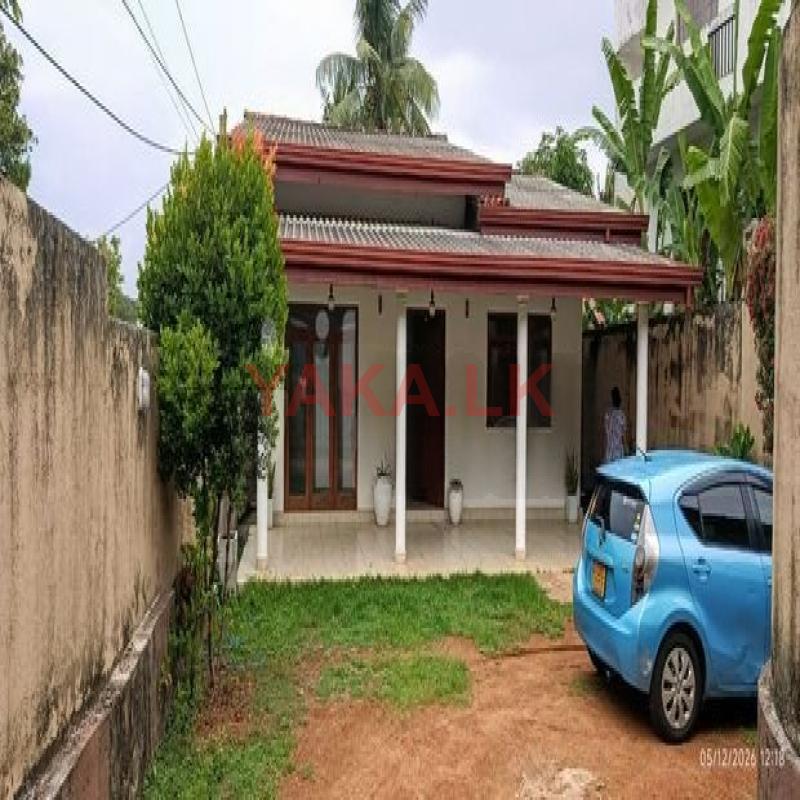 Sale, Nugegoda Land with Lake Front New House Free (MGS2044)
